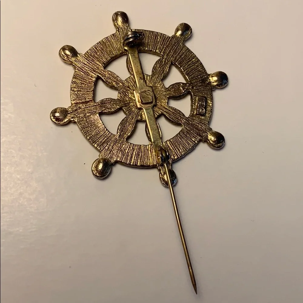 VTG JJ Ship Wheel Nautical Enamel Brooch Gold Tone Jonette Jewelry Co Patriotic